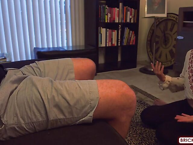 Asian handjob during the pandemic with Dacey