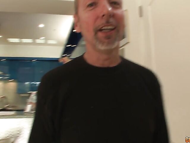 Kim Kennedy - Sweet latina blowjob in the backyard