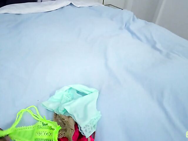 Busty latina stepsis Gabriela Lopez gets banged POV