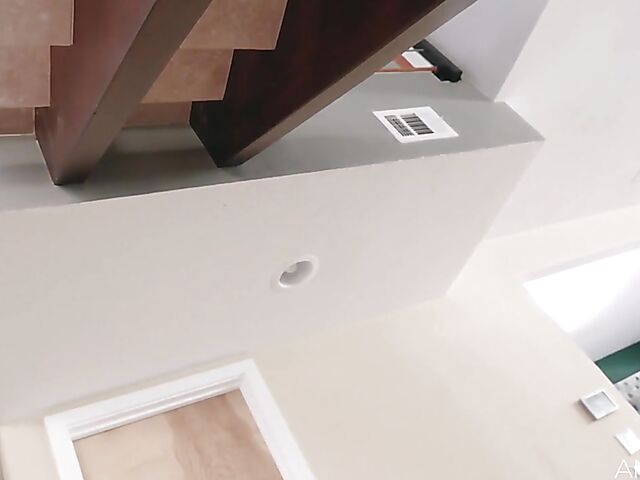 Synthia Fixx - Skinny MILF anal with a lucky dude