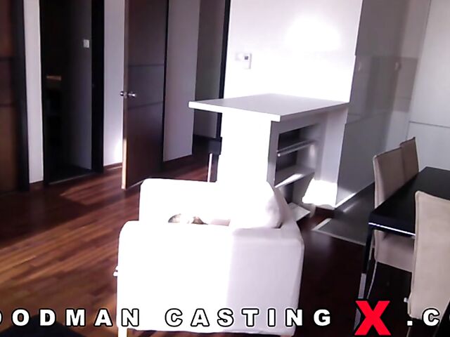 Natural busty girl Viola Bailey in Woodman Casting X