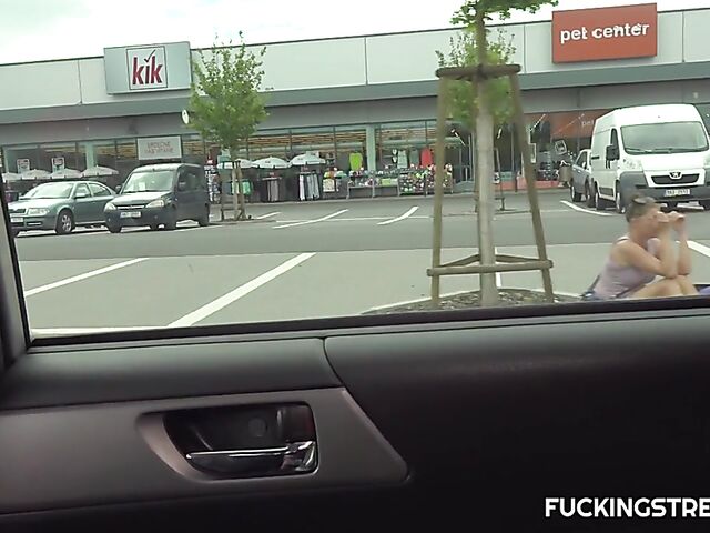 Outdoor sex for money behind the car with slutty Elisa Tiger