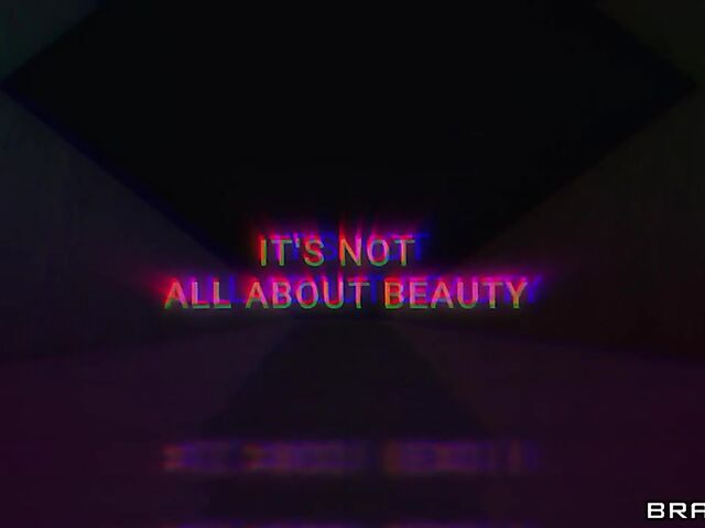 Busty Nicolette Shea and Scarlett Sage share a pink hitachi in Hot and Mean