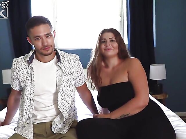 Juicy Angelina.Colon with big natural boobs gets nailed by hot guy Ricky Owen