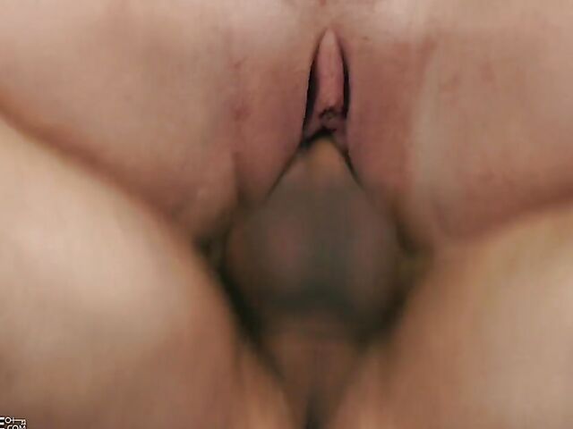 Sporty busty brunette Gabbie Carter gets pounded in the ring