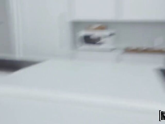 Spanish speaking threesome POV with Ginebra Bellucci and Baby Nicols sharing boyfriend