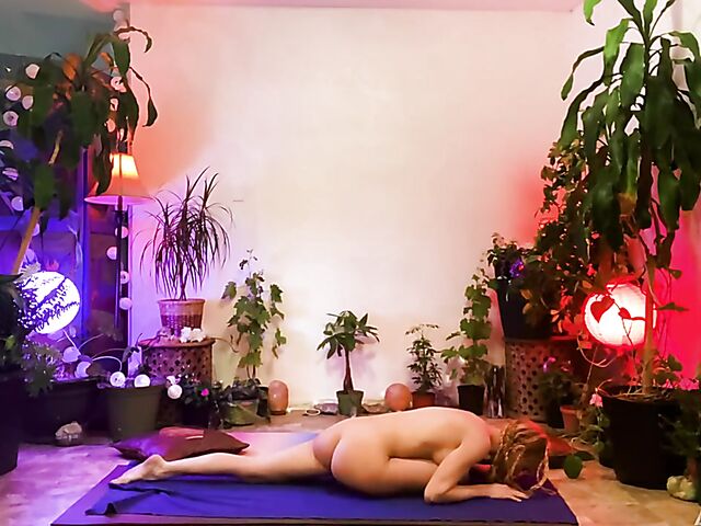 From nude yoga to masturbation with Serene Siren