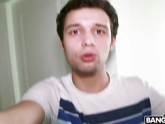 Valentina Jewels gets banged in her pussy in Ass Parade