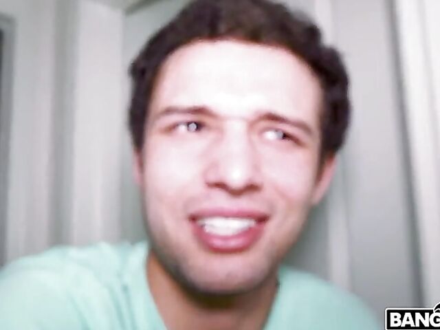 Valentina Jewels gets banged in her pussy in Ass Parade