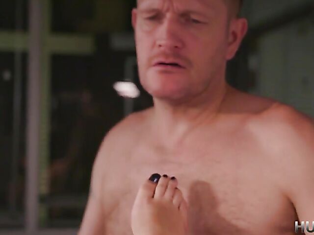 Office anal with raven-haired Valentina Ricci