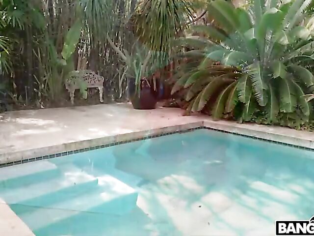 Valerie Kay flaunts her big bikini ass by the pool and fucks a lucky dude