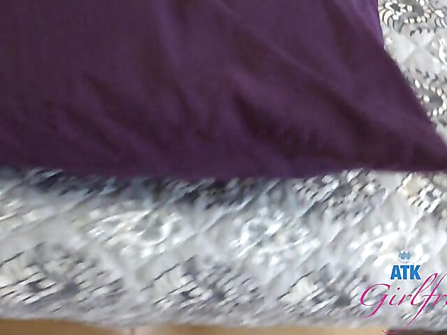 Young hairy girl Rosalyn Sphinx gets screwed POV