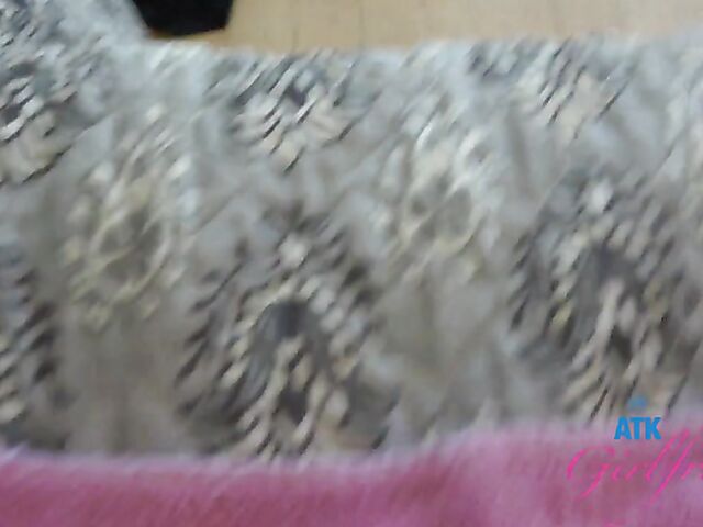 Young hairy girl Rosalyn Sphinx gets screwed POV