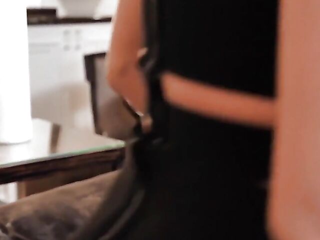 Danni Rivers & Jessa Rhodes - Gorgeous wife shares husband with a pretty redhead