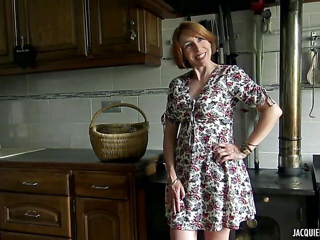 Julie - French MILF DP threesome in Montargis