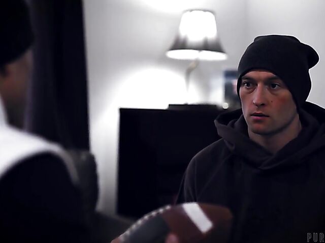 Sarah Vandella's milf big tits and experienced pussy for Zac Wild