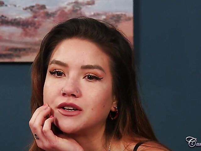 Skinny Maya Luna gets down on her knees for cum on her face