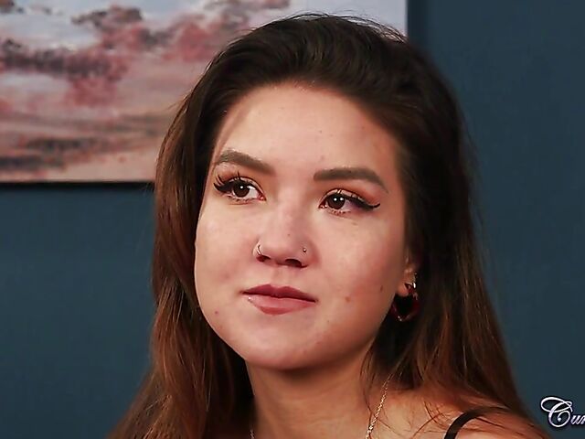 Skinny Maya Luna gets down on her knees for cum on her face