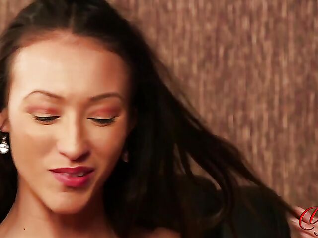 Slim babe in boots Lucky Lorenzo watching guy jerk off to her hot nude body