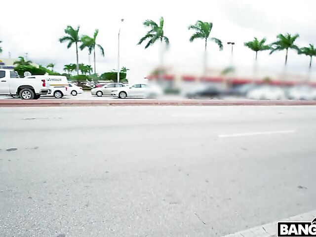 Big ass babe Kelsie Monroe posing in her lovely booty shorts and fucking