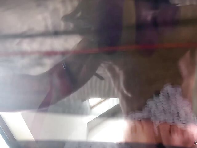 Crotchless pantyhose masturbation with beautiful Lee Anne