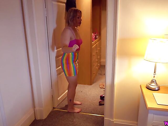 Wank it now with Scottish MILF Ashley Rider