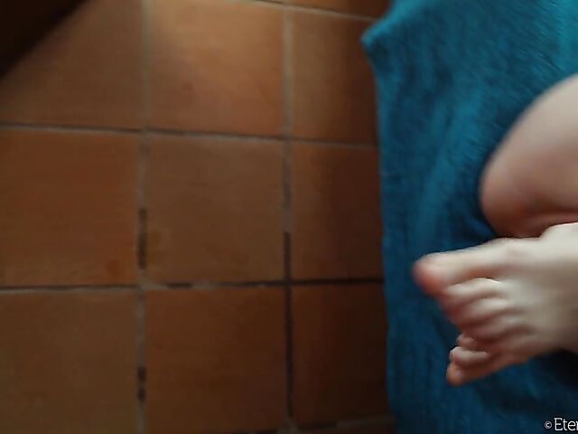 Skinny teen Shayla shows off her shaved snatch in the morning