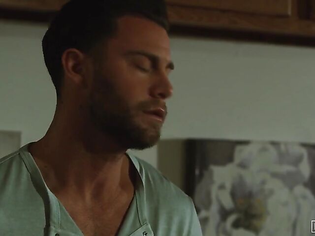 All natural Lena Paul and Seth Gamble have a good time