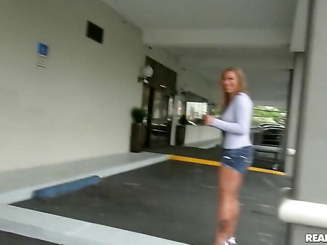 Victoria Shaw - MILF picked up and banged on a rainy day