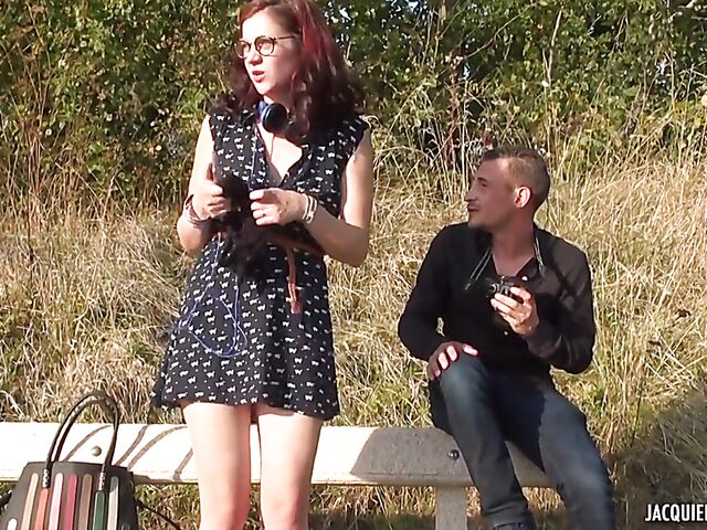 Flora - Cute MILF with glasses anal outdoor with a dirty French photographer