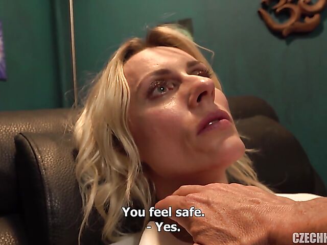 Mrs Sona's hypnotized fuck with hard fisting and anal squirt