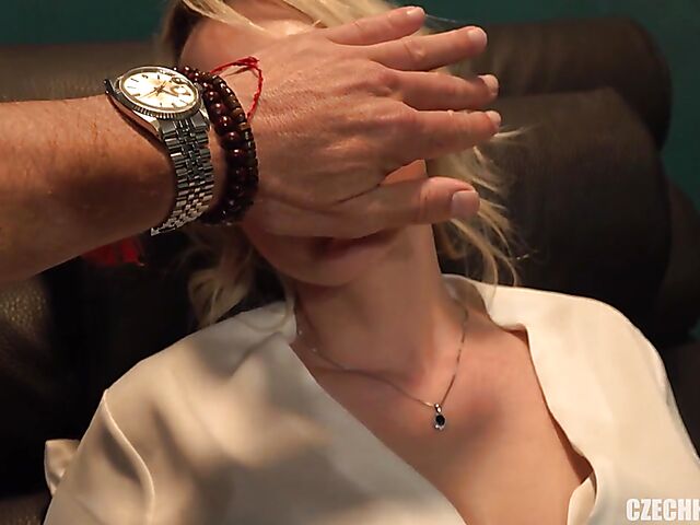 Mrs Sona's hypnotized fuck with hard fisting and anal squirt