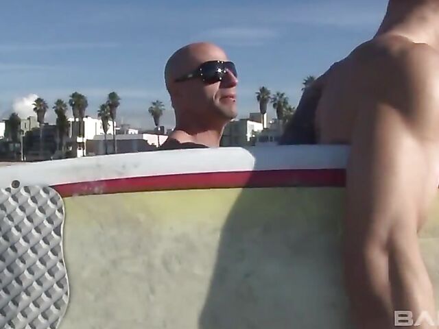 Big breasted Anissa Kate DP in her sexy bikini after beach pick up