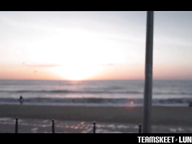 Skinny asian girlfriend Luna gets nailed by her boyfriend