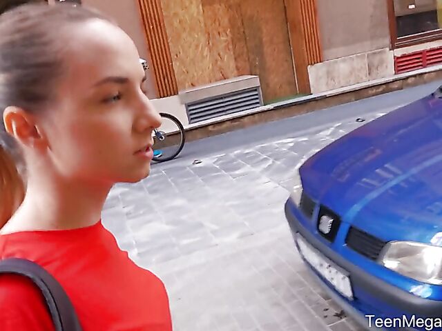 Hungarian teen Mona Blue gets picked up by a horny tourist