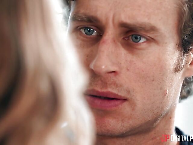 Black-eyed petite girl Janice Griffith gets railed in the bedroom