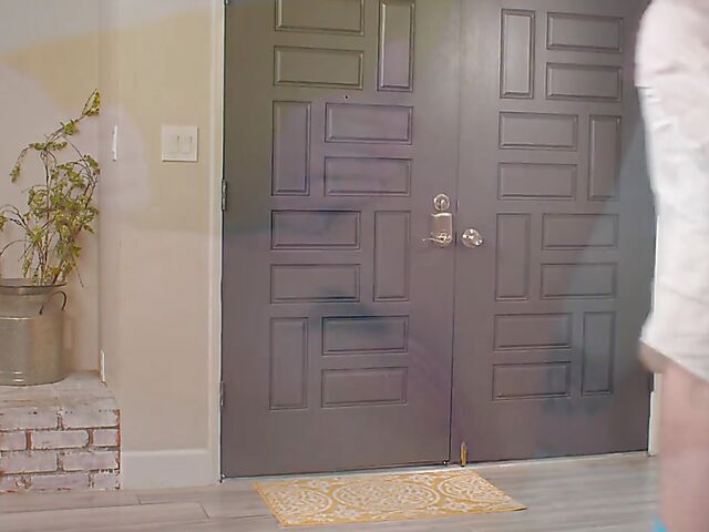 Beautiful Winter Jade's trimmed pussy needs a pounding