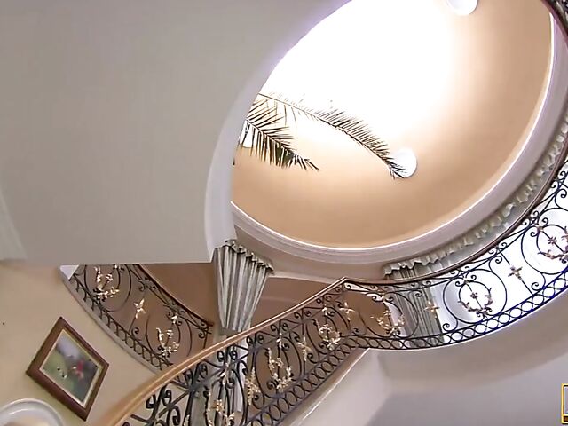 Gorgeous Italian pornostar Linda.Brown fucking in beautiful stockings