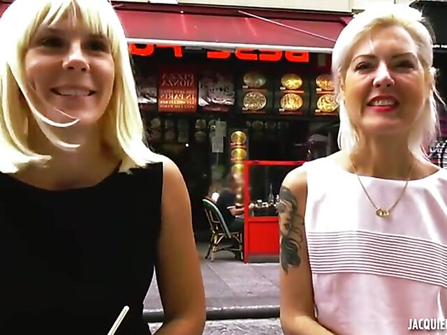 French FFM with two milfs Sophie and Camille