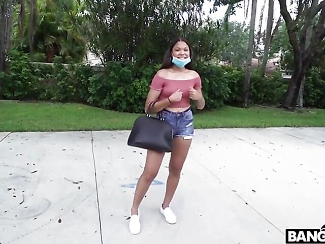 Quarantine bang van ride with asian slut Michelle Anderson