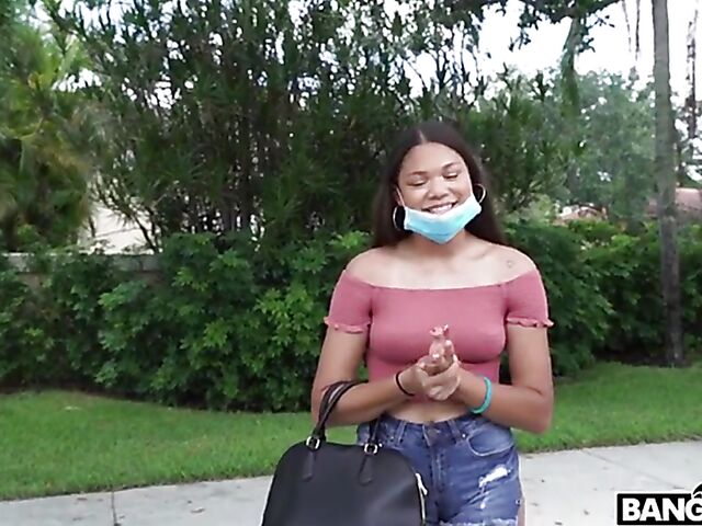 Quarantine bang van ride with asian slut Michelle Anderson