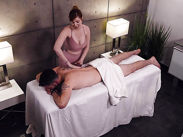 Body massage and milking table hand job at the same time with Valentina Nappi and Lauren Phillips