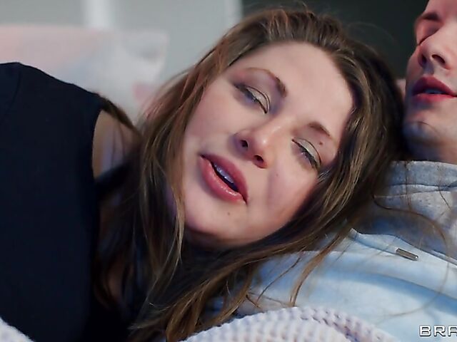 Busty mother in law Michelle Thorne knows how to handle his young cock