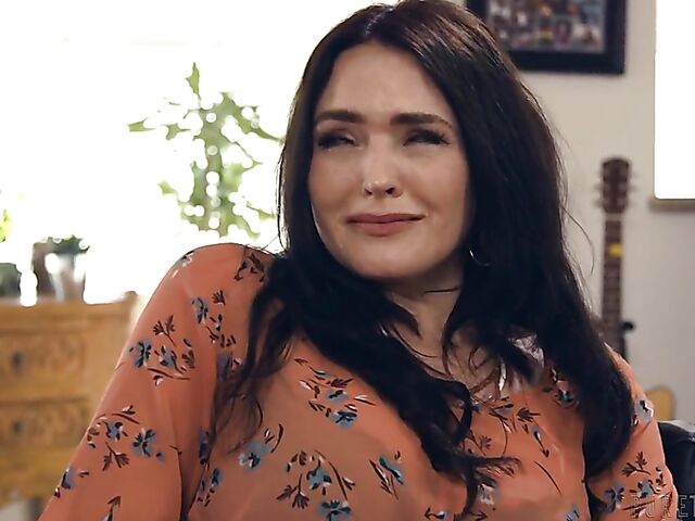 Taboo family 3some with Krissy Lynn and her stepdaughter Kamryn Jade