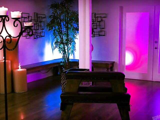 Tattoo and latex fuck with Gia Demarco and Small Hands