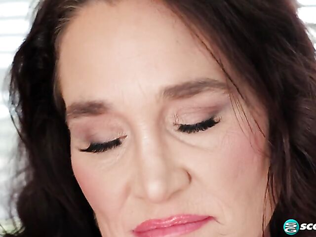 Carrie Anne - Mature lingerie and stockings masturbation session with toys