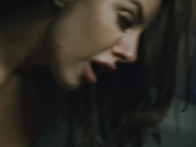 Midnight car sex in the dark with Vanna Bardot