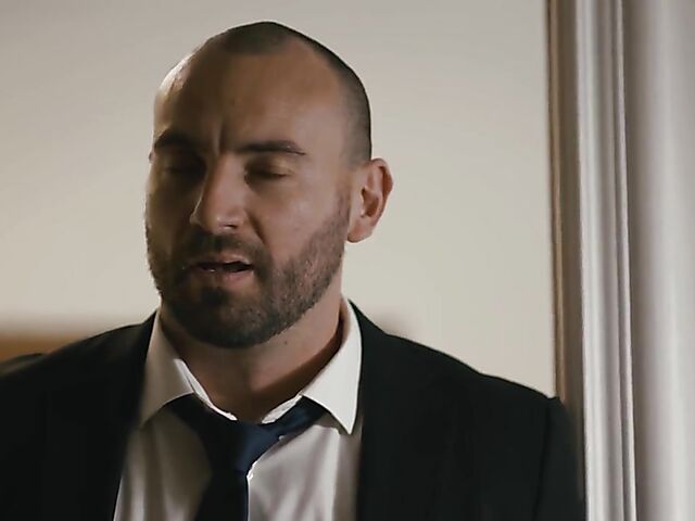 Midnight car sex in the dark with Vanna Bardot