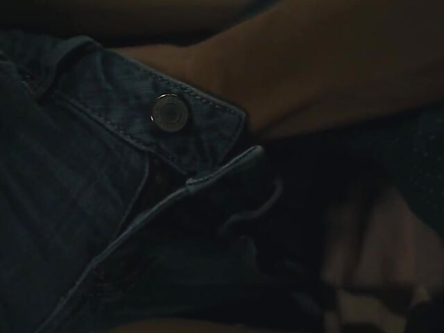 Midnight car sex in the dark with Vanna Bardot