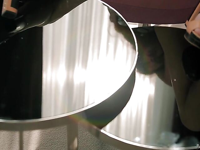 Sexy solo with beautiful Daria showing off her long lipped shaved pussy